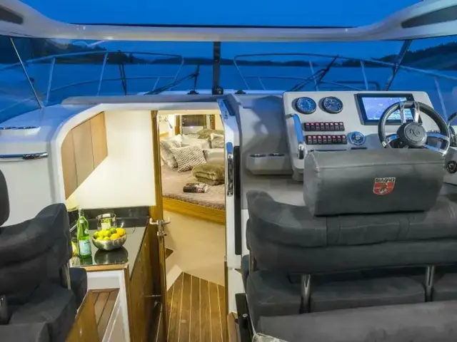 Marex 310 Sun Cruiser