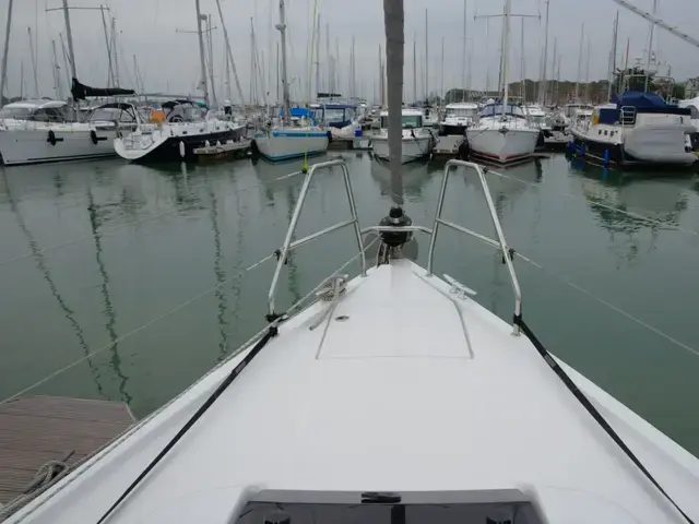 Hanse 348