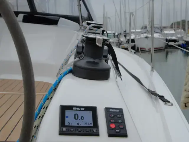 Hanse 348