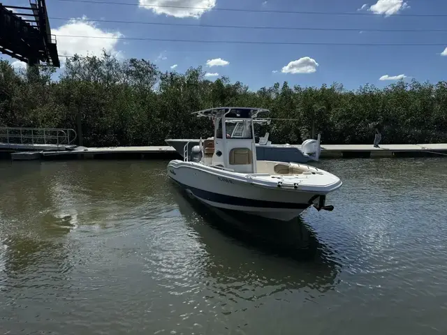 Nauticstar 251 Hybrid