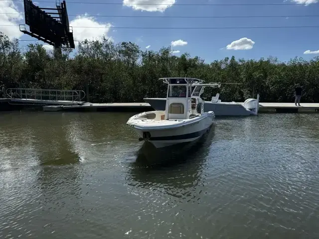 Nauticstar 251 Hybrid