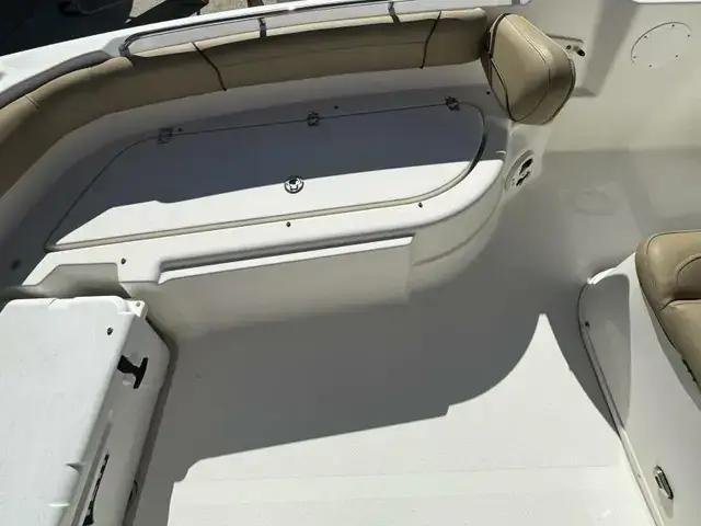 Nauticstar 251 Hybrid