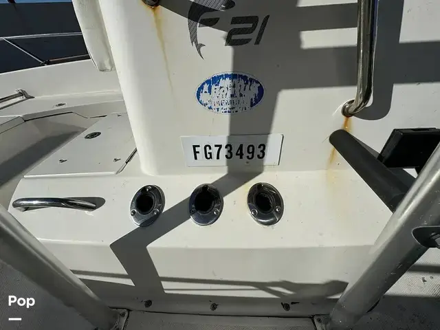 Bayliner Element F21