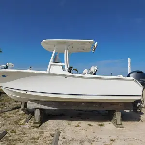 2015 Sea Hunt Ultra 211