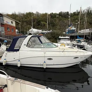 2008 Rinker 280 Express Cruiser