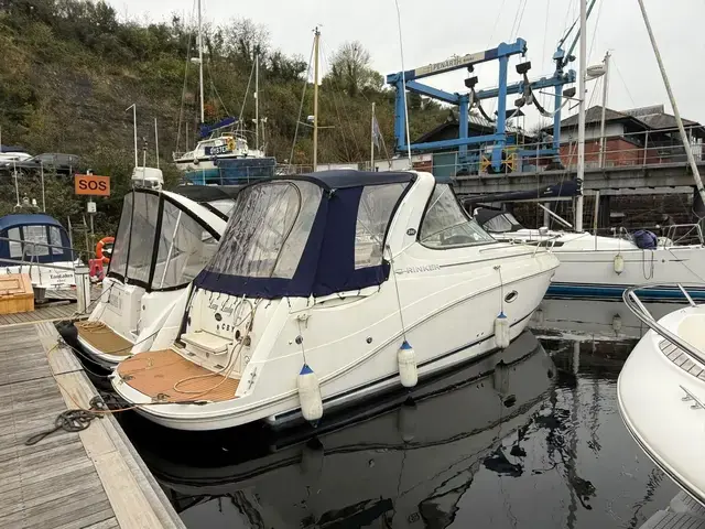 Rinker 280 Express Cruiser