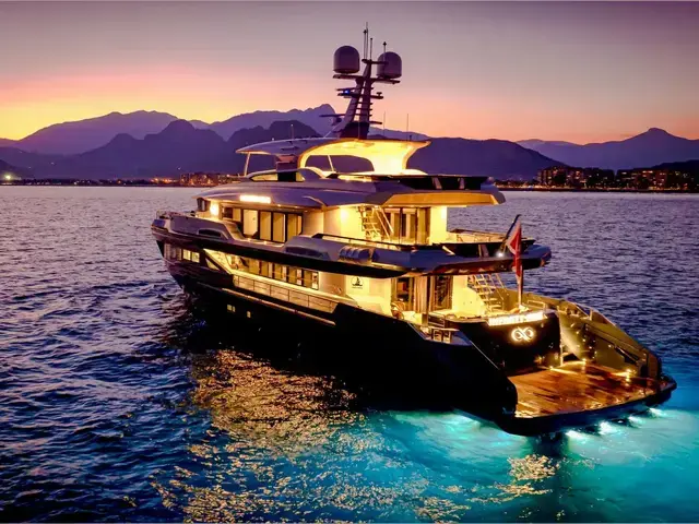 Ava Yachts Custom