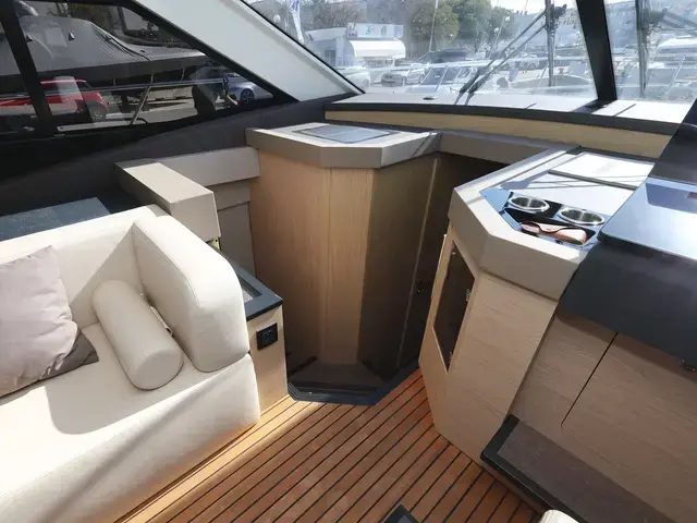 Beneteau 53