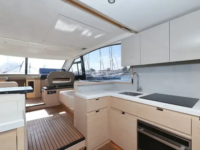 Beneteau 53