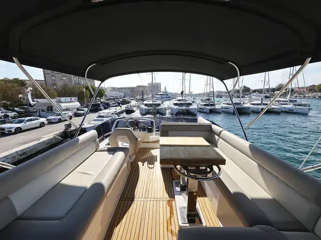 Beneteau 53