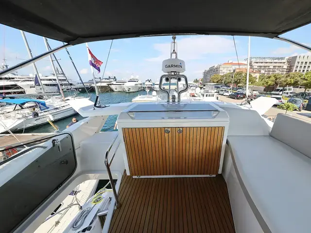 Beneteau 53