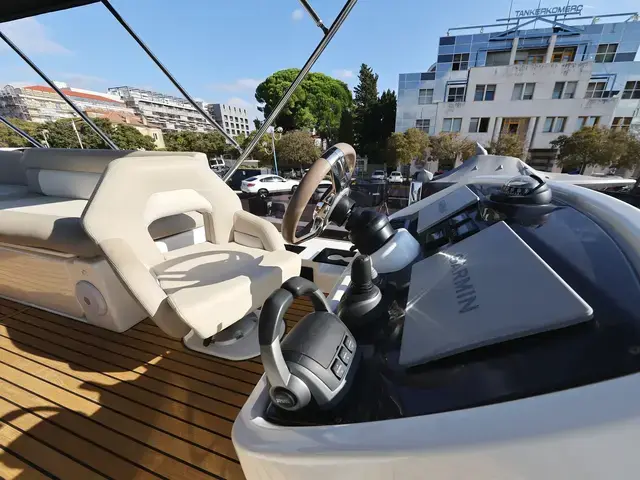 Beneteau 53