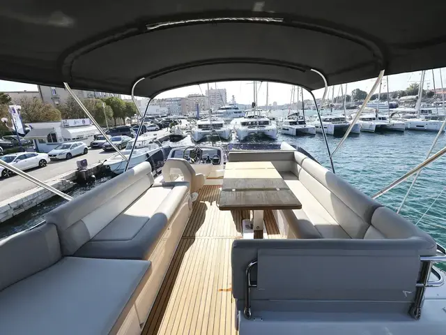 Beneteau 53