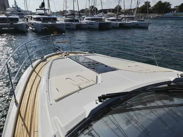 Beneteau 53