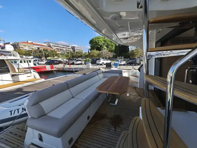 Beneteau 53