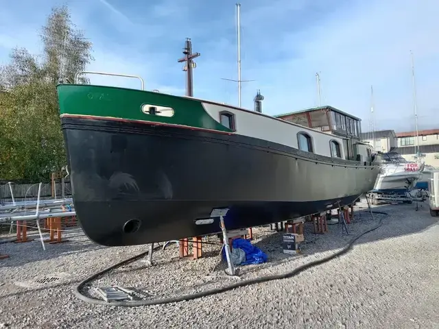 Dutch Barge Katherine Class 55