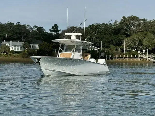 Valhalla Boatworks 33