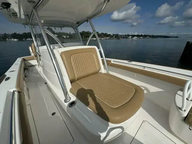 Valhalla Boatworks 33