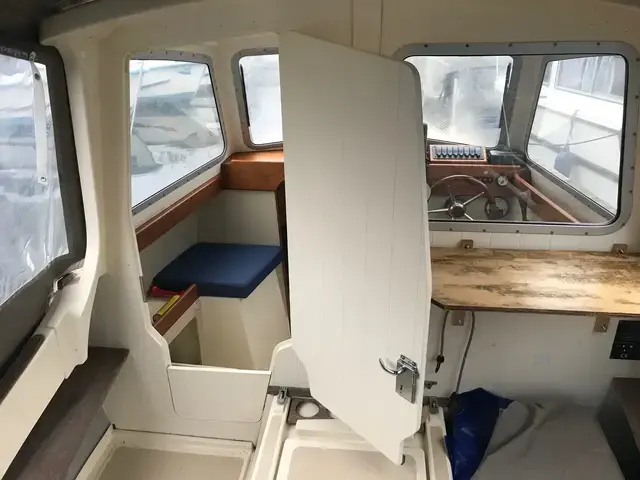 Cornish Crabbers Clam 19 Wheelhouse