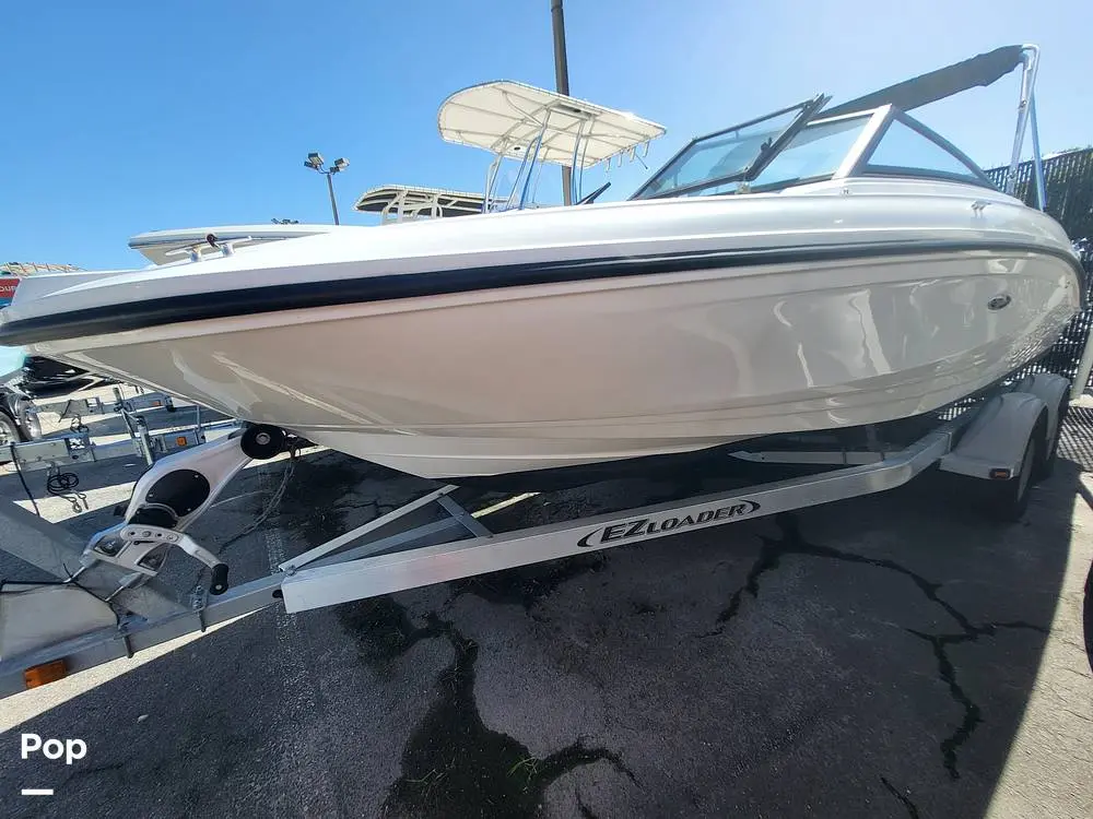 2020 Sea Ray spx 210 ob