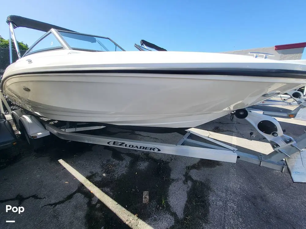 2020 Sea Ray spx 210 ob