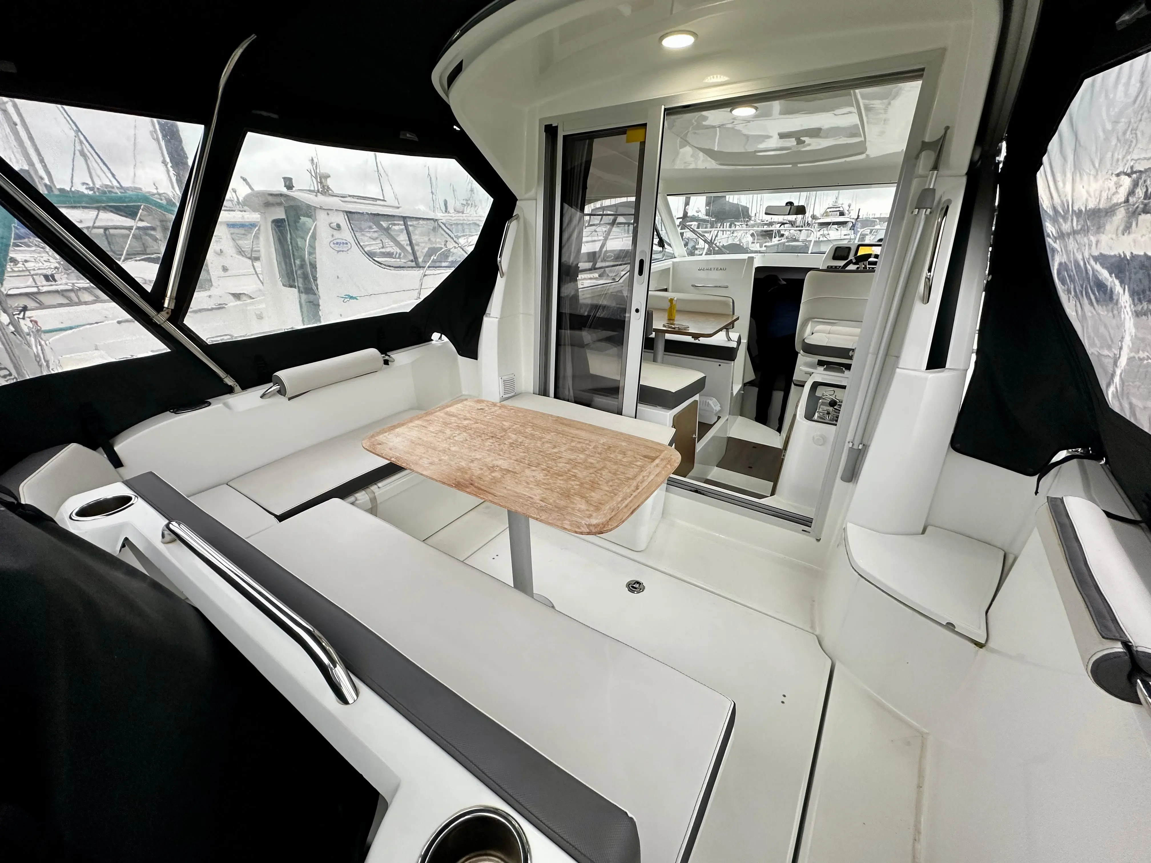 2019 Beneteau antares 8