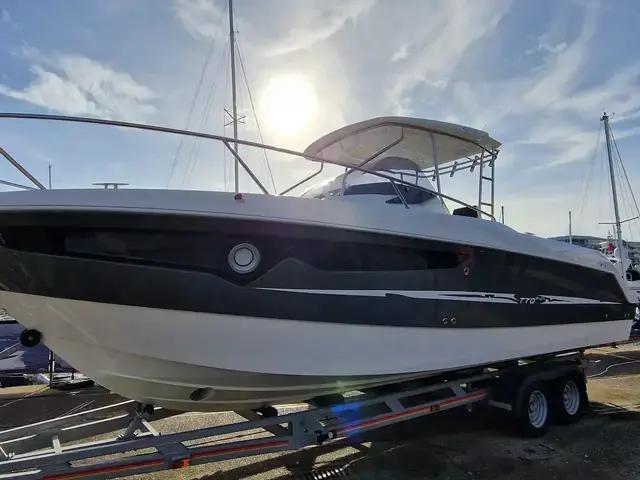 Galeon Galia 770 Sundeck