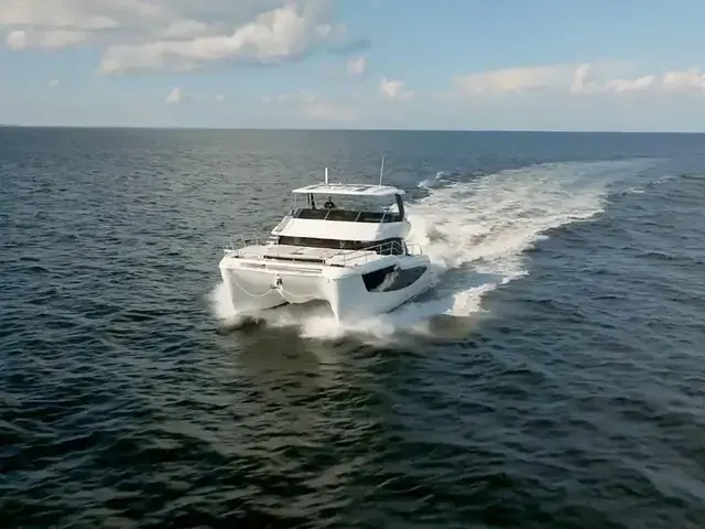 Aquila 50 Power Catamaran