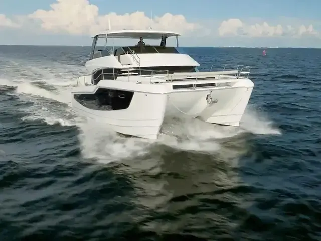 Aquila 50 Power Catamaran