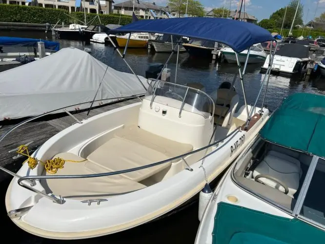 2008 Jeanneau cap camarat 515