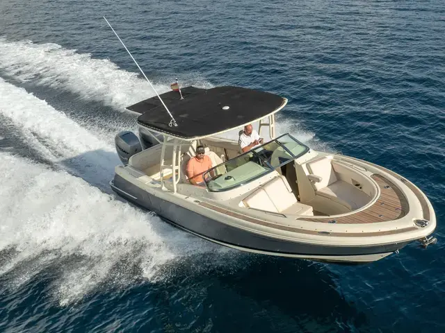 Chris Craft 30 Calypso