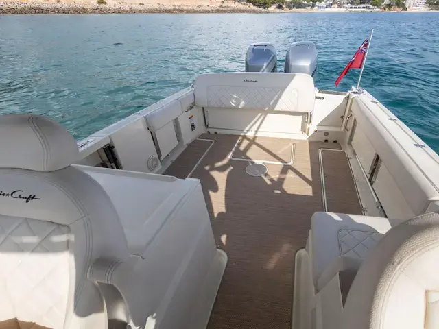 Chris Craft 30 Calypso