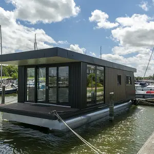 2024 SL Houseboat Marina Den Oever Inclusief Ligplaats