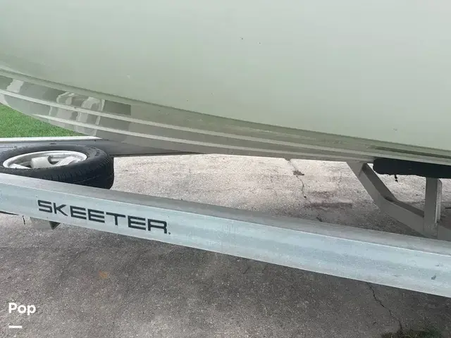 Skeeter Sx240