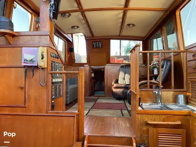 Trader 43 Double Cabin