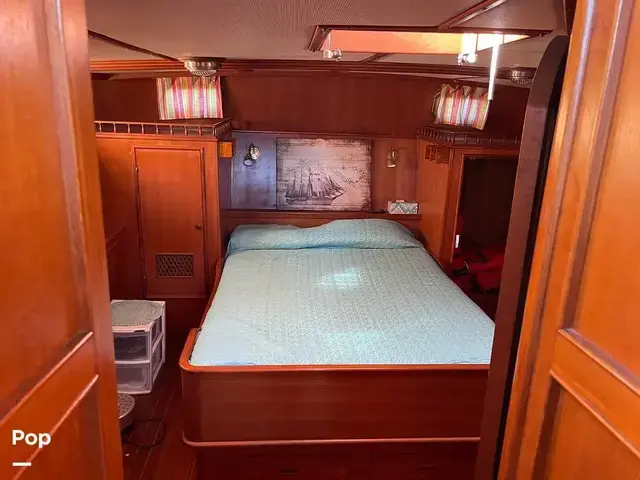 Trader 43 Double Cabin