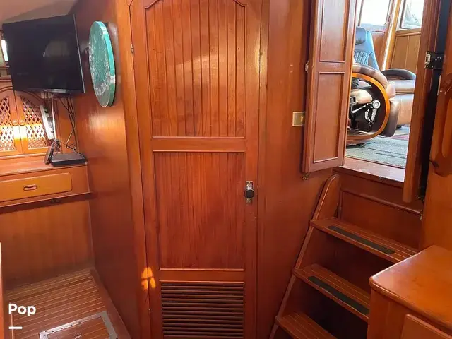 Trader 43 Double Cabin