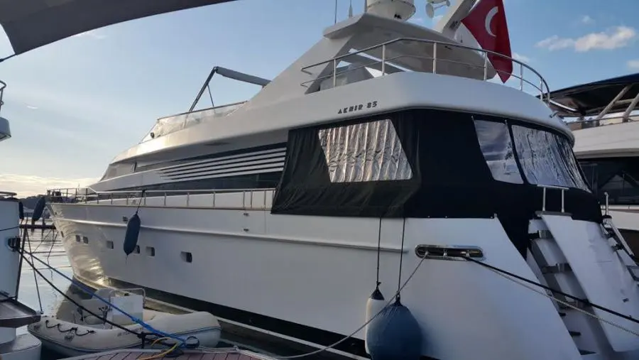 2006 Cantieri Di Pisa akhir 25