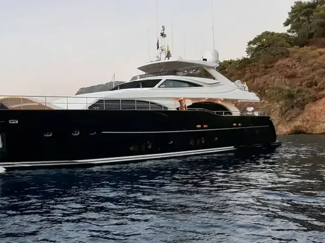 Ferretti Yachts 97 Custom Line