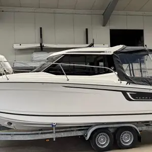 2019 Jeanneau Merry Fisher 695