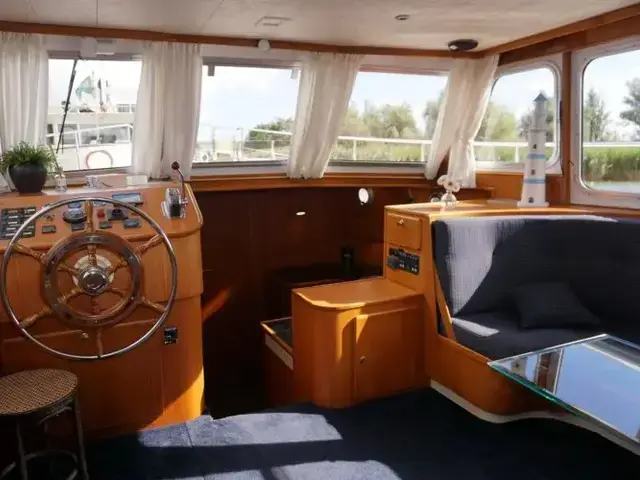 Motor Yacht Vripack Spiegelkotter 11.50 AK