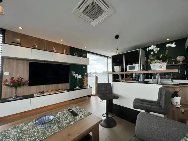 Houseboat My Dream 15.00