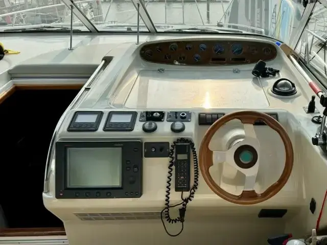 Sealine S 37 Sports Cruiser