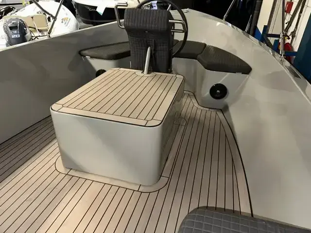 Motor Yacht Dutch Steel Sloep 740