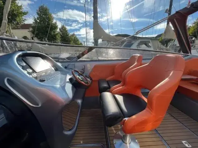 Sunseeker Superhawk 31