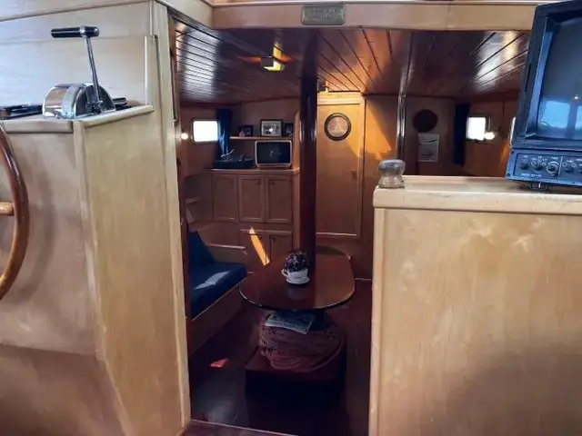 Motor Yacht Combi Kotter 14.95 AK