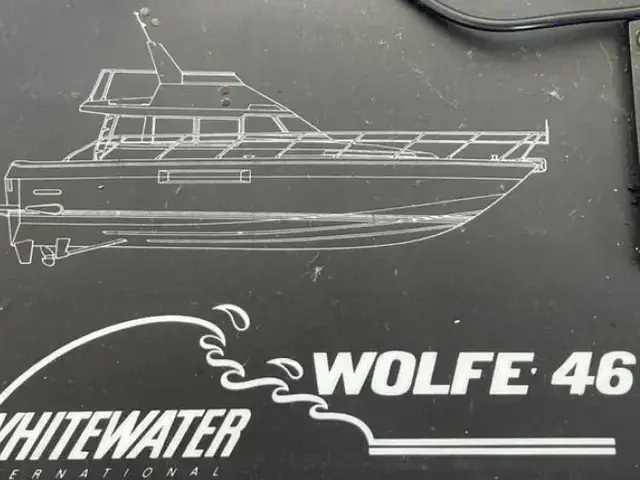 Whitewater Wolfe 46 Flybridge