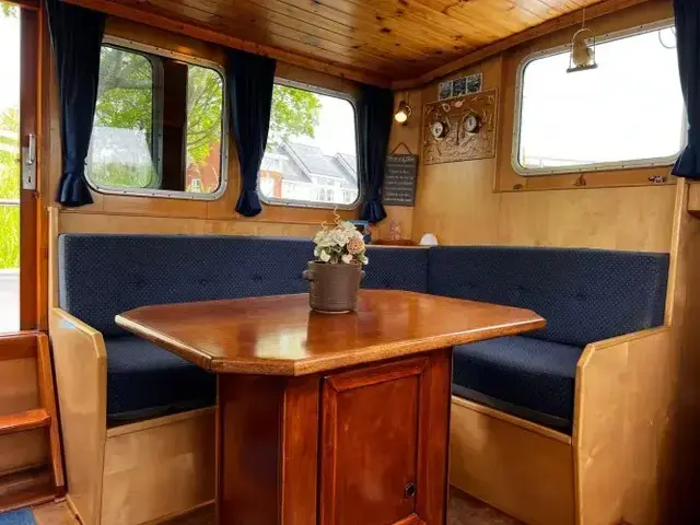 Motor Yacht Combi Kotter 14.95 AK