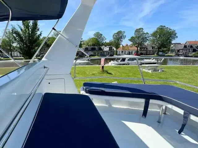 Whitewater Wolfe 46 Flybridge