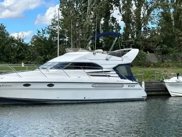 Fairline Phantom 40 Flybridge